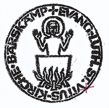 Kirchensiegel vom Graphiker Fritz Sindel, Verden, zeigt einen jugendlichen Heiligen (vermutlich St. Vitus), der mit angewinkelten Armen in einem Kessel über dem Feuer sitzt.