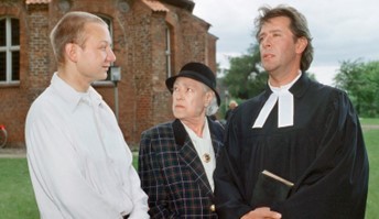 Foto NDR, Fritz, Irma und Pastor Jessen