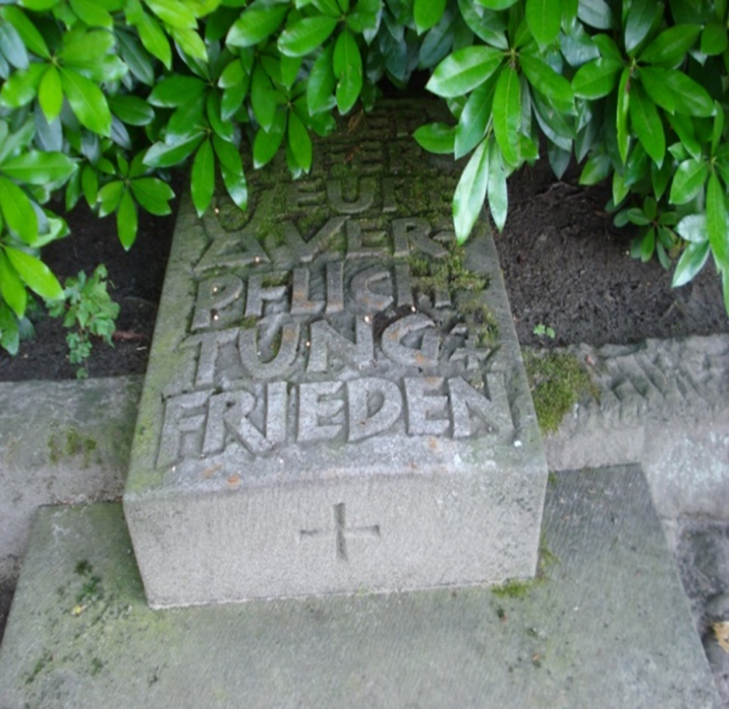 „Unser Opfer – Eure Verpflichtung: Frieden“