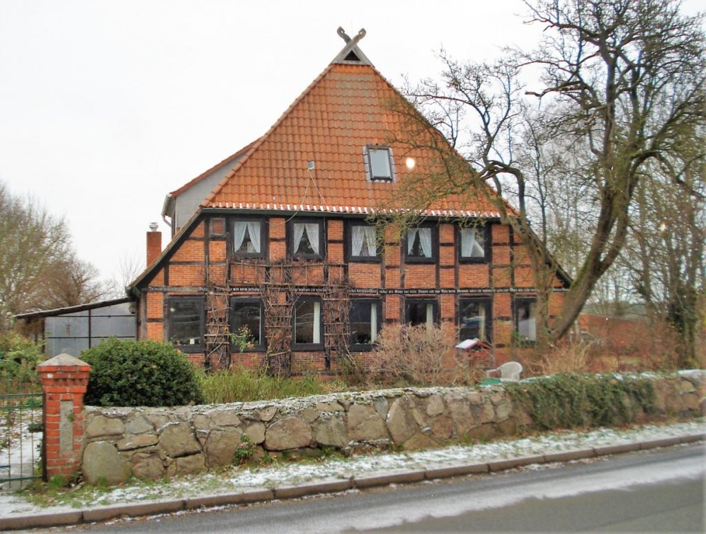 Alt Garger Str. 1