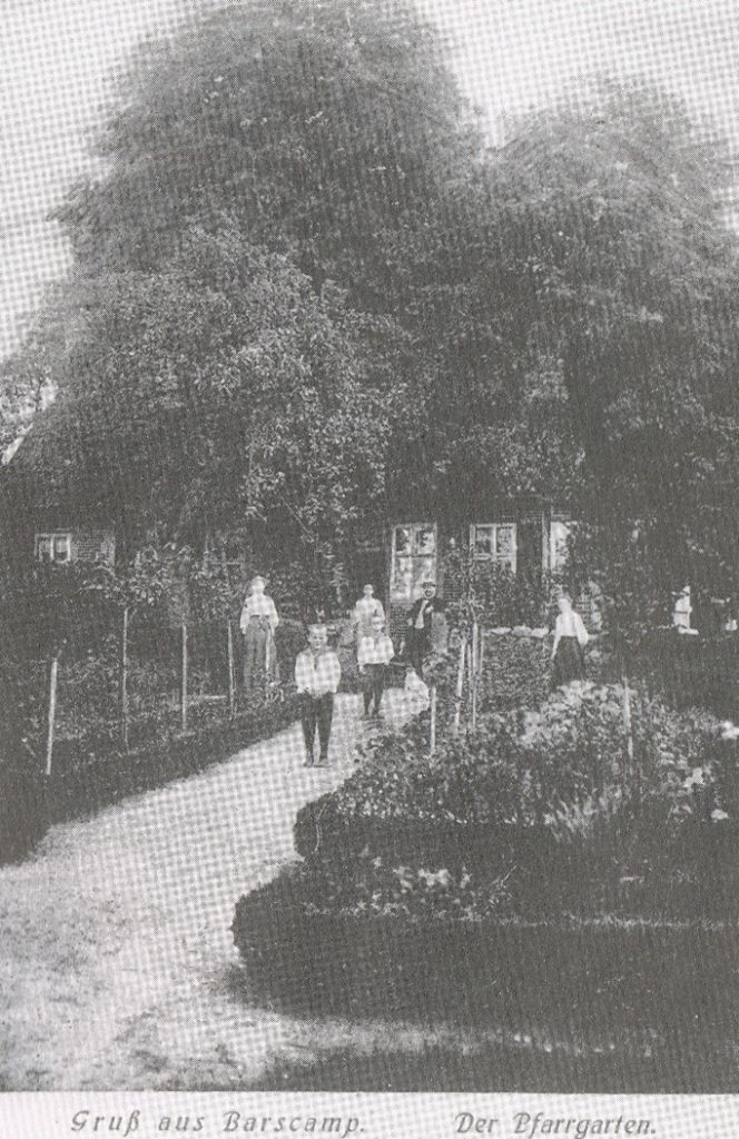 Historische Postkarte, der alte Pfarrgarten.