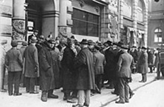 Erstausgabestelle von Rentenmarknoten in der Oberwallstraße in Berlin am 15. November 1923