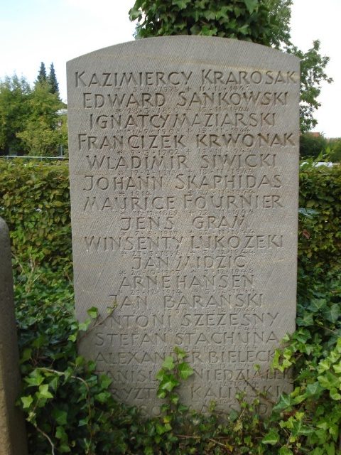 © Jochen Wenk, Grabanlage der KZ-Häftlinge